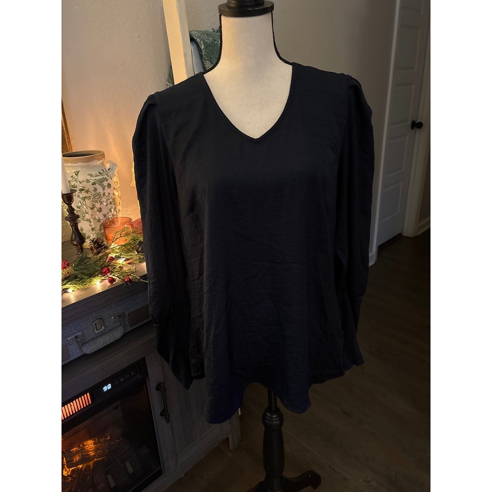 Cabi women's large dark blueโ puffy long sleeve blouse